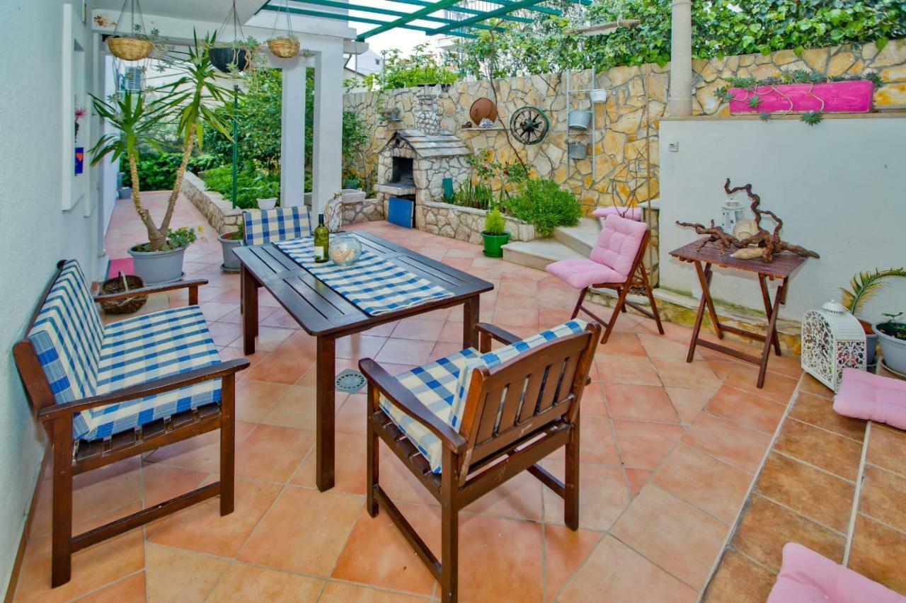 Apartments Bubalo Hvar Town Buitenkant foto