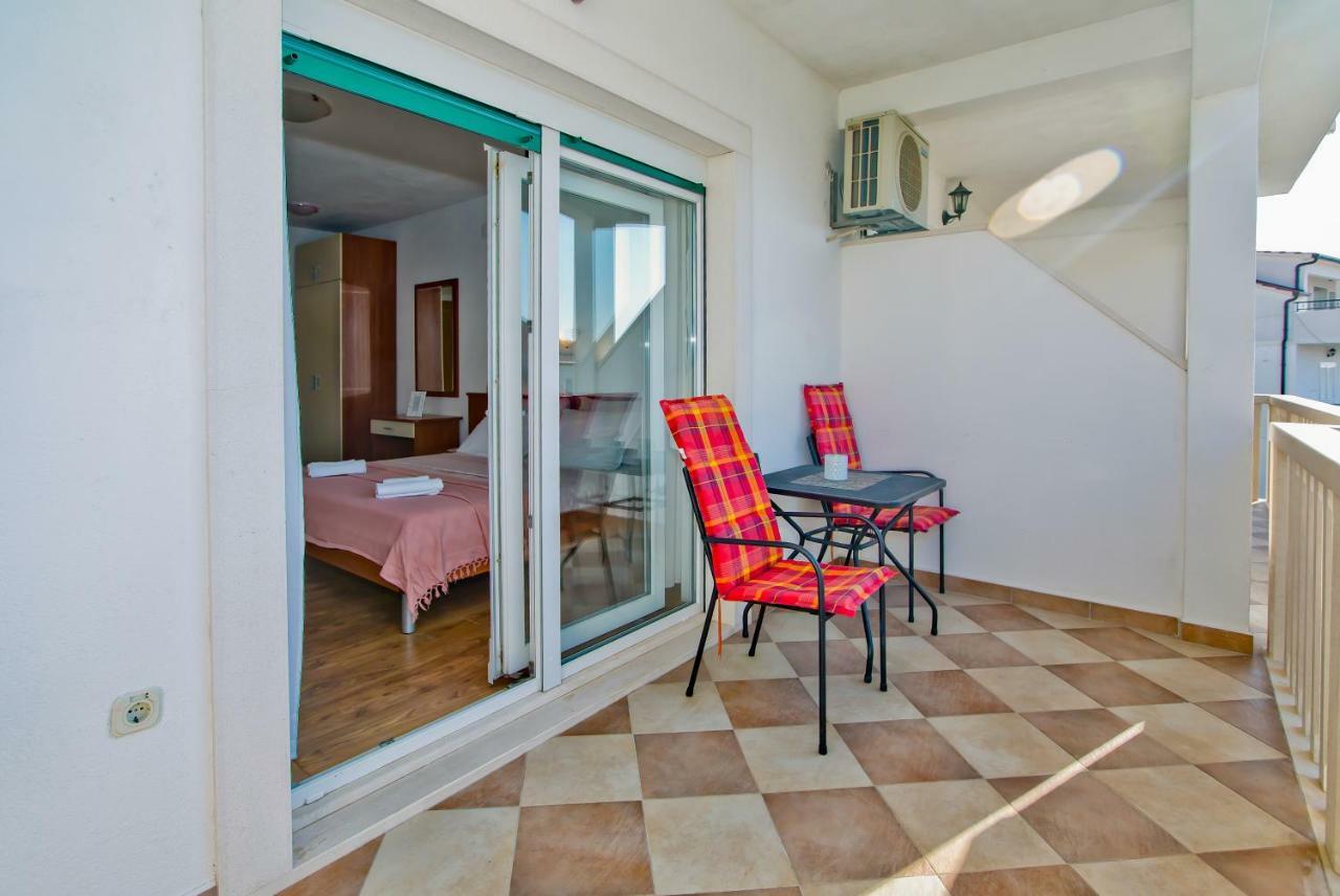 Apartments Bubalo Hvar Town Buitenkant foto